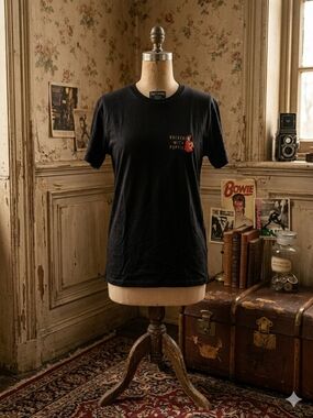 Dog Limited "Rockers with Puppies" Graphic Tee - Size Medium